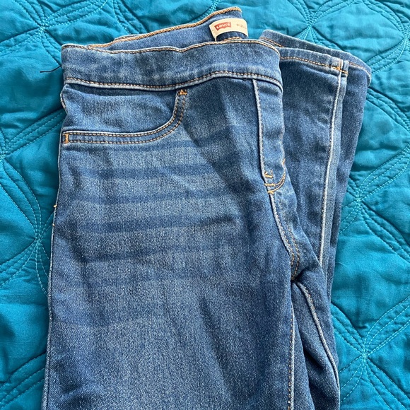 Levi’s pull on Jegging - Picture 1 of 2
